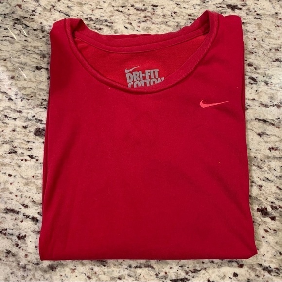 NIke Dri-Fit Cotton Tee Fuchsia Size Small - Picture 1 of 8